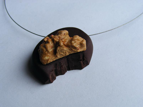 Pendentif chocolat