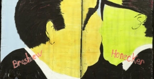 Patrick Roger reproduit le mur de Berlin... en chocolat !