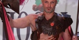 Défilé de robes en chocolat au Salon du Chocolat 2010