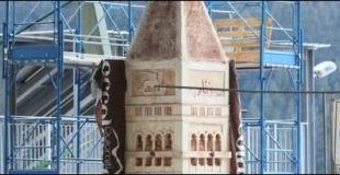 Le plus haut clocher du monde en chocolat