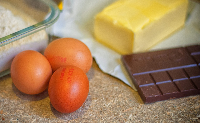 faire un gâteau au chocolat rapidement